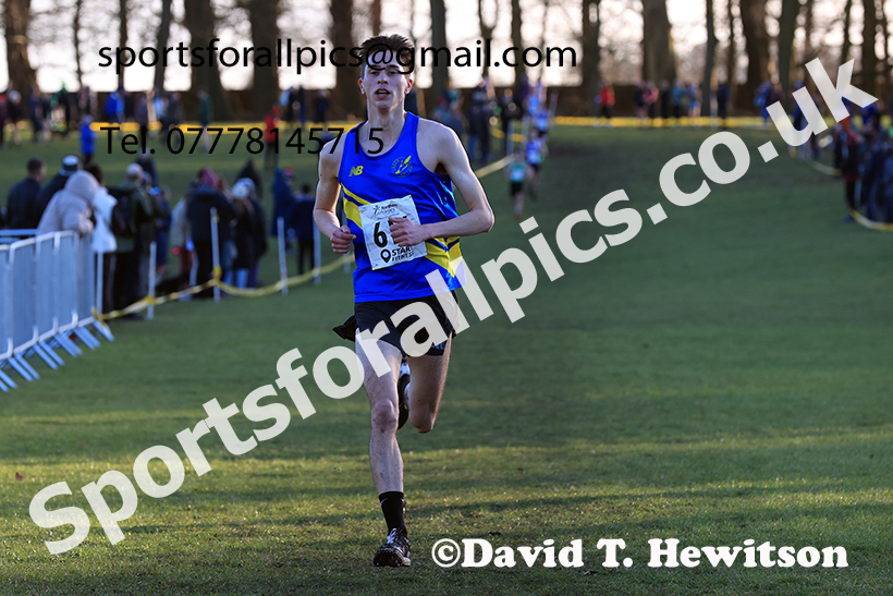 Senior mens 2025 Northern Cross Country Champs, Tatton Park, Knutsford, Cheshire. Photo: David T. Hewitson/Sports for All Pics